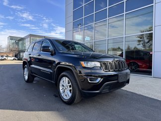 Used 2018 Jeep Grand Cherokee Laredo image 1