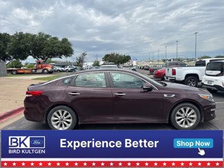 Used 2018 Kia Optima LX w/ 17" Alloy Wheels Package image 1