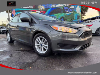Used 2018 Ford Focus SE image 1