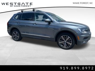 Used 2018 Volkswagen Tiguan SE w/ 18" Alloy Wheels Package image 1