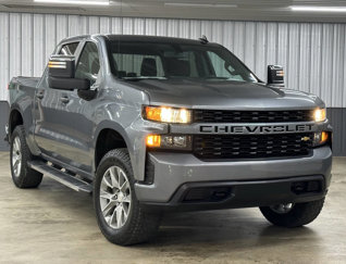 Used 2020 Chevrolet Silverado 1500 Custom w/ Custom Max Trailering Package image 1