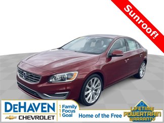 Used 2016 Volvo S60 T5 Inscription Platinum image 1