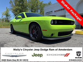 Used 2023 Dodge Challenger R/T w/ Plus Package image 1