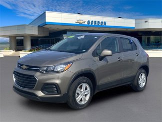 Used 2022 Chevrolet Trax LS w/ Tint and Cruise Package image 1