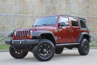 Used 2010 Jeep Wrangler Unlimited Sport image 1