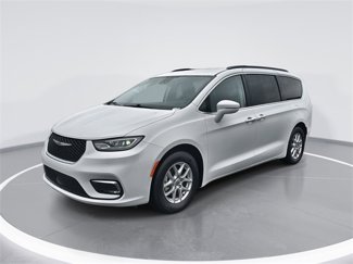 Used 2022 Chrysler Pacifica Touring-L image 1