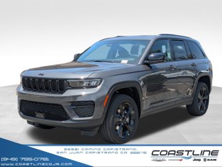 New 2025 Jeep Grand Cherokee Laredo image 1