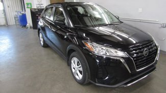 Used 2021 Nissan Kicks S image 1