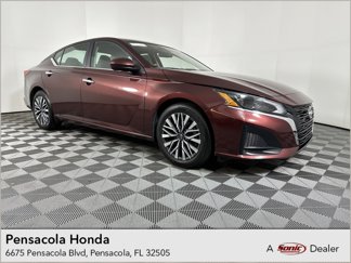 Used 2023 Nissan Altima 2.5 SV image 1