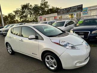 Used 2013 Nissan Leaf SV w/ LED & Quick Charge Pkg image 1