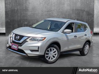 Used 2017 Nissan Rogue S image 1