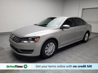 Used 2014 Volkswagen Passat 1.8T S image 1