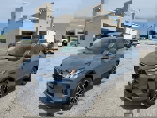 New 2025 Ford Escape SE image 1