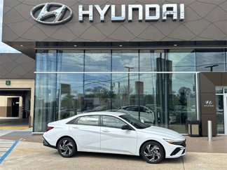 New 2025 Hyundai Elantra Sport image 1