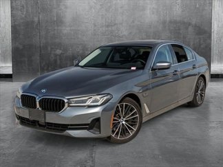 Used 2022 BMW 530e xDrive w/ Premium Package image 1
