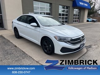 Certified 2024 Volkswagen Jetta SE w/ Black Wheel Package image 1