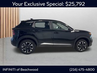 Used 2025 Nissan Kicks SV image 1