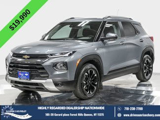 Used 2022 Chevrolet TrailBlazer LT w/ Convenience Package image 1