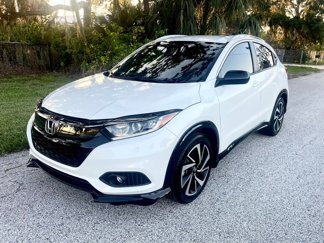Used 2019 Honda HR-V Sport image 1