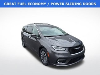 Used 2021 Chrysler Pacifica Touring-L image 1
