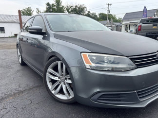 Used 2013 Volkswagen Jetta TDI image 1
