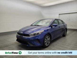 Used 2023 Kia Forte LXS image 1