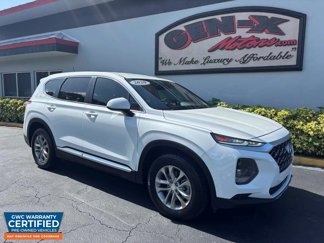 Used 2020 Hyundai Santa Fe SE image 1