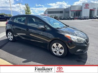 Used 2016 Kia Forte LX image 1