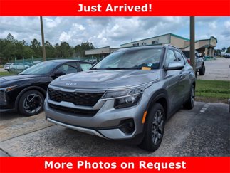 Used 2023 Kia Seltos EX image 1