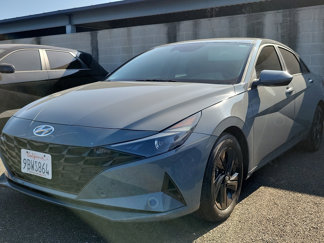 Used 2022 Hyundai Elantra SEL w/ Cargo Package image 1