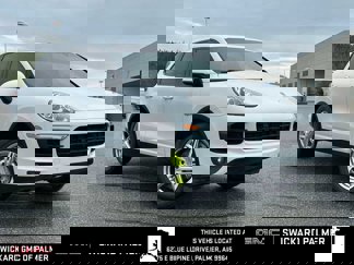 Used 2016 Porsche Cayenne S image 1