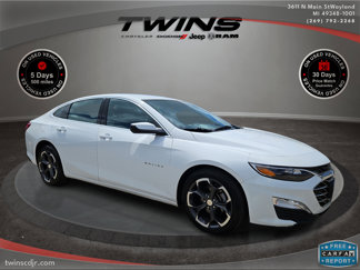 Used 2022 Chevrolet Malibu LT image 1