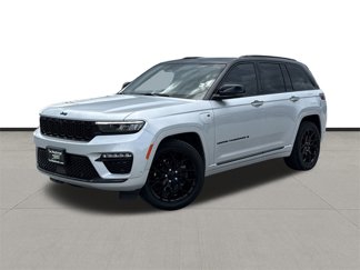 Used 2023 Jeep Grand Cherokee Summit image 1