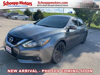 Used 2017 Nissan Altima 2.5 SL w/ 2.5 Technology Package image 1