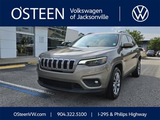 Used 2019 Jeep Cherokee Latitude Plus w/ Comfort/Convenience Group image 1