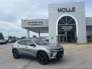 Used 2025 Chevrolet Trax ACTIV w/ Sunroof Package image 1