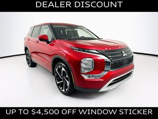 New 2024 Mitsubishi Outlander SE image 1