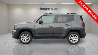 Used 2022 Jeep Renegade Latitude image 1