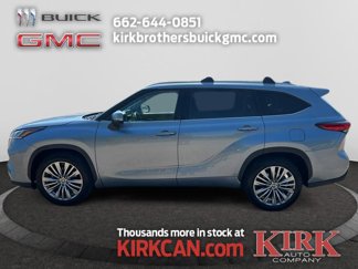 Used 2022 Toyota Highlander Platinum image 1