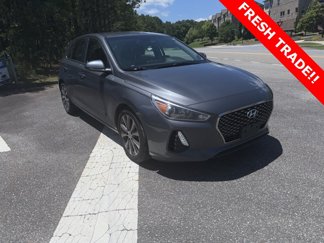 Used 2019 Hyundai Elantra GT image 1
