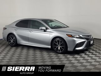 Used 2022 Toyota Camry SE image 1