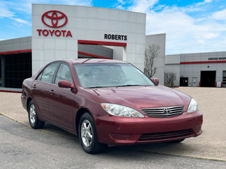 Used 2005 Toyota Camry LE image 1