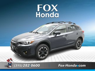 Used 2023 Subaru Crosstrek 2.0i Premium image 1