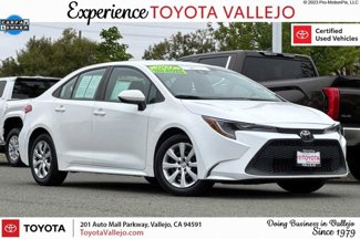 Certified 2021 Toyota Corolla LE image 1