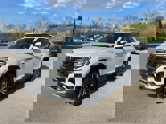 New 2025 Volkswagen Atlas Cross Sport SE image 1