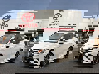 Used 2019 Toyota Camry SE image 1