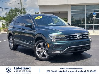 Used 2018 Volkswagen Tiguan SEL Premium image 1