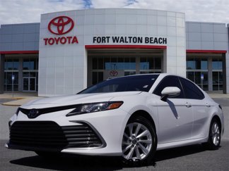 Used 2024 Toyota Camry LE image 1