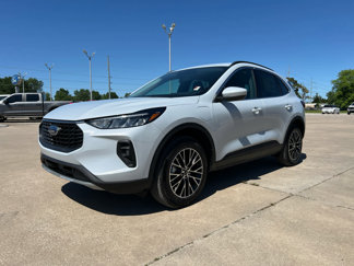 New 2025 Ford Escape SE image 1