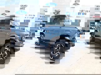 New 2025 Ford Bronco Outer Banks image 1